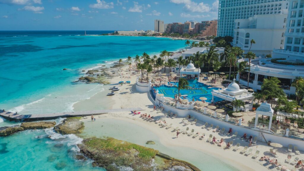 Best All-Inclusive Resorts In Cancun For Adults